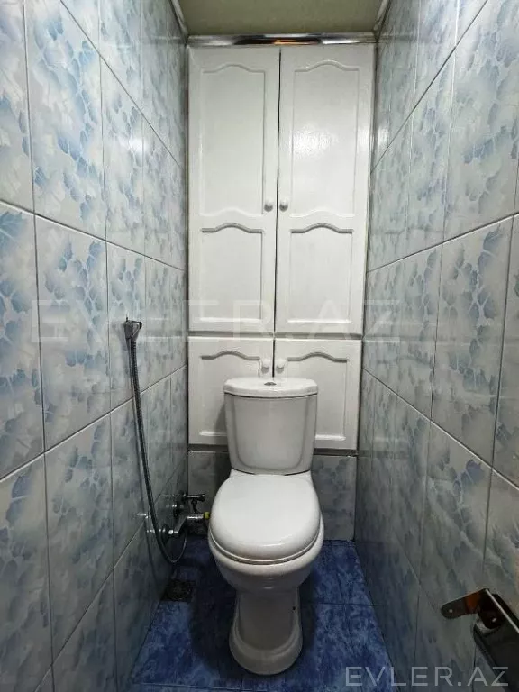 Satılır, köhnə tikili