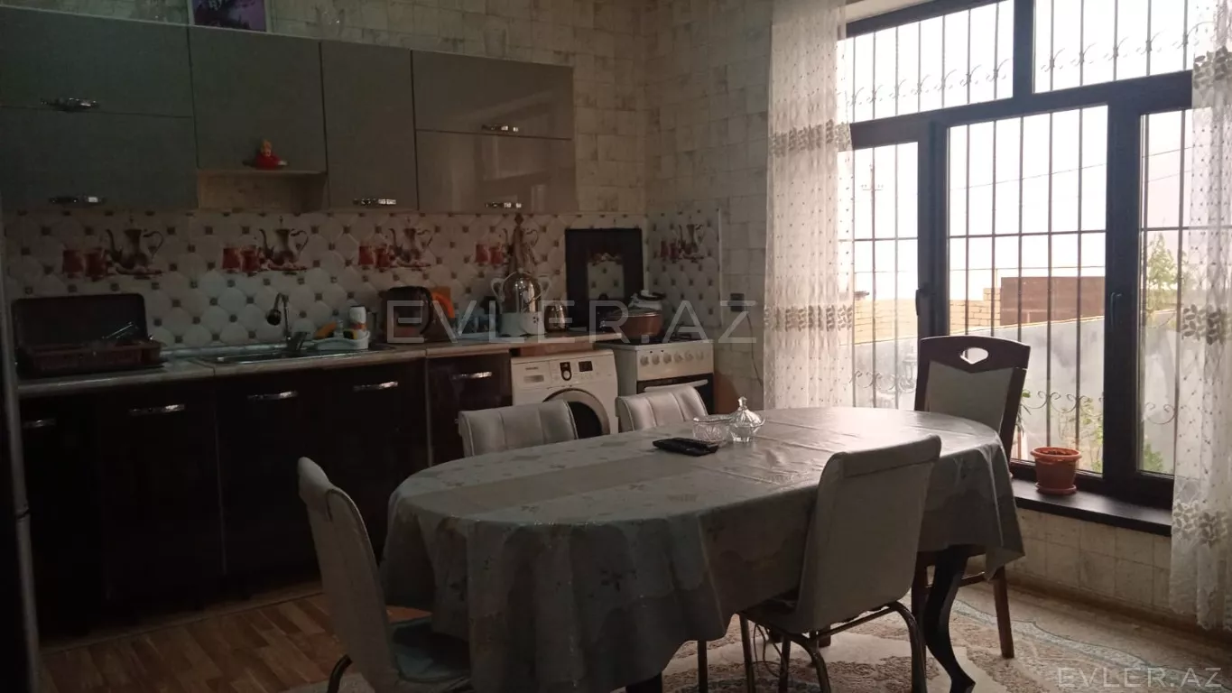 Satılır, həyət evi/villa