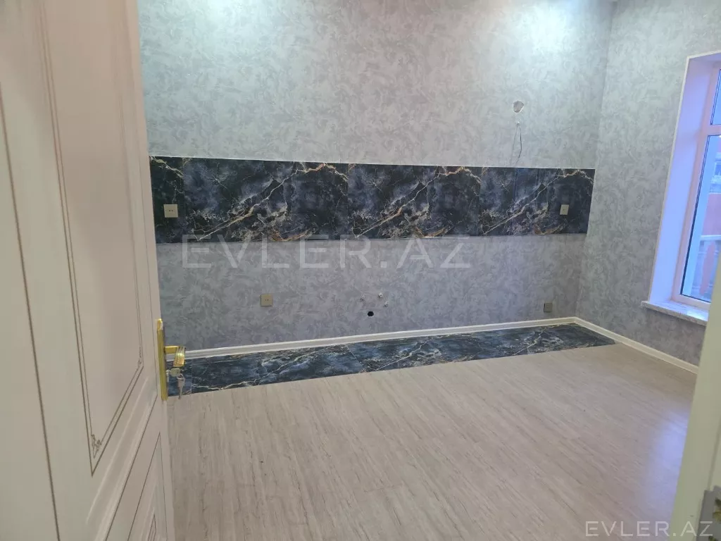Satılır, həyət evi/villa