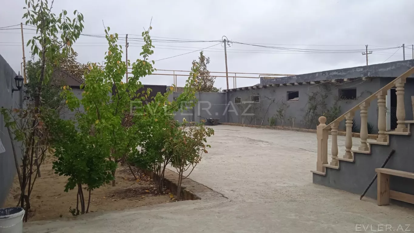 Satılır, həyət evi/villa