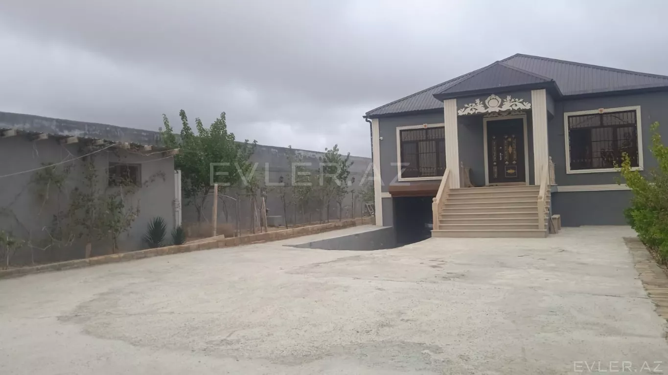 Satılır, həyət evi/villa