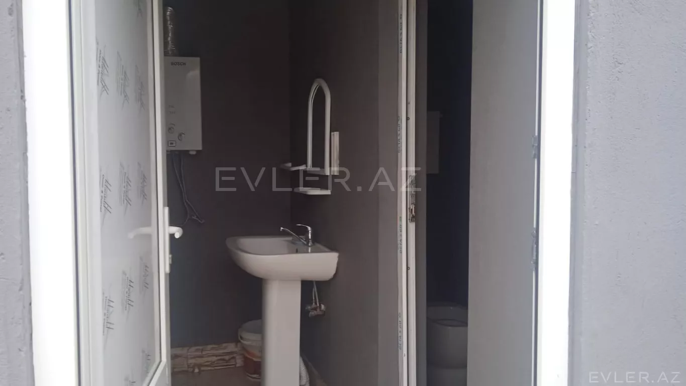 Satılır, həyət evi/villa