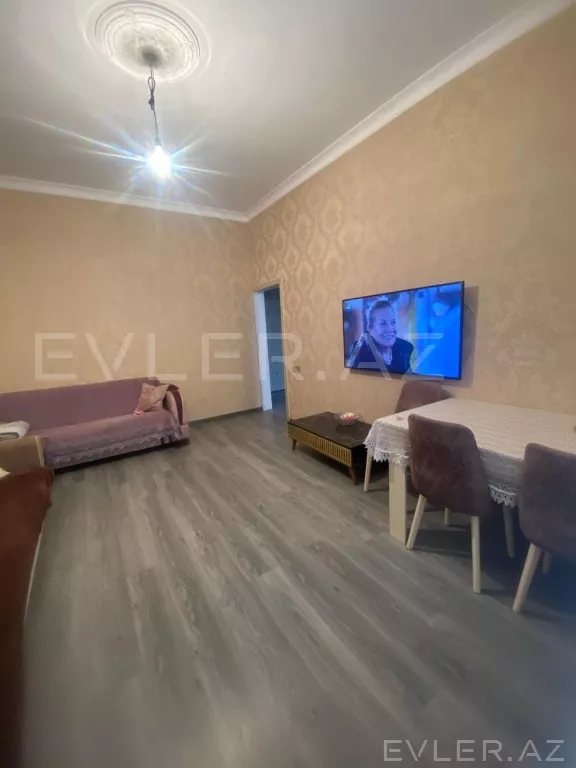 Satılır, həyət evi/villa