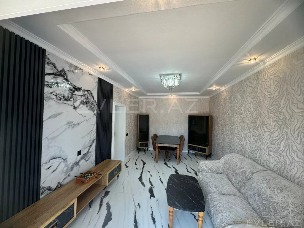 Satılır, həyət evi/villa