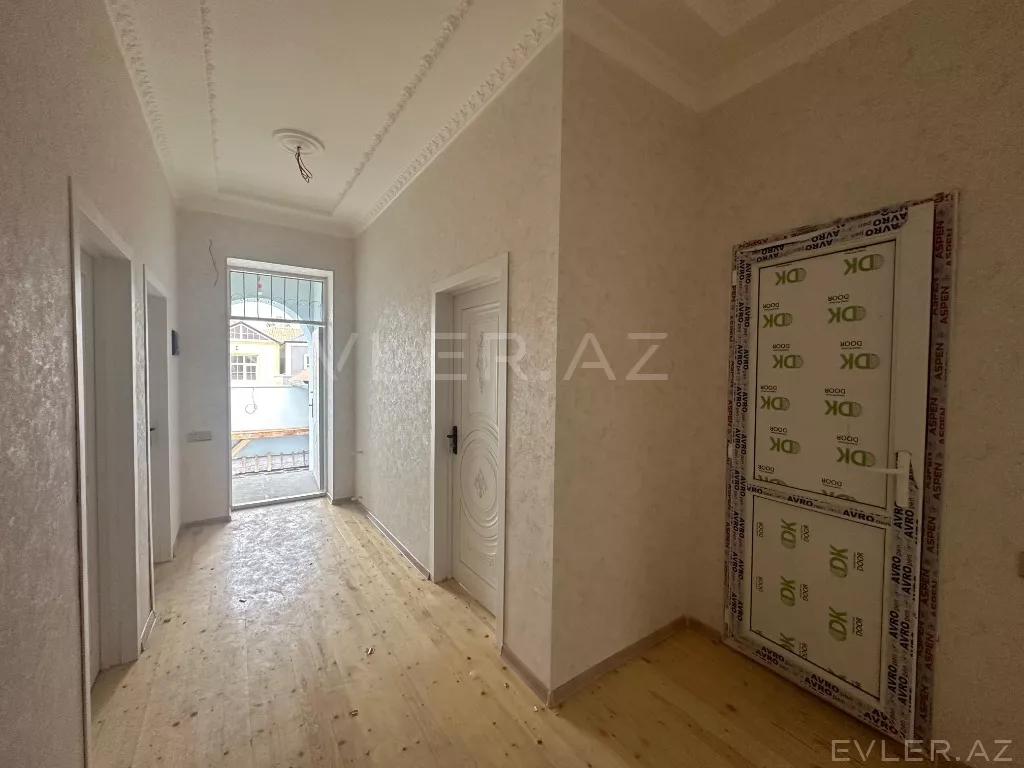 Satılır, həyət evi/villa