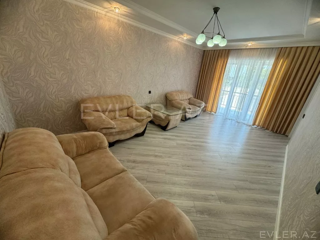 Satılır, həyət evi/villa