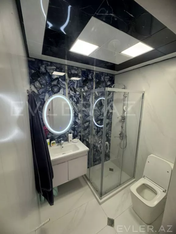 Satılır, həyət evi/villa