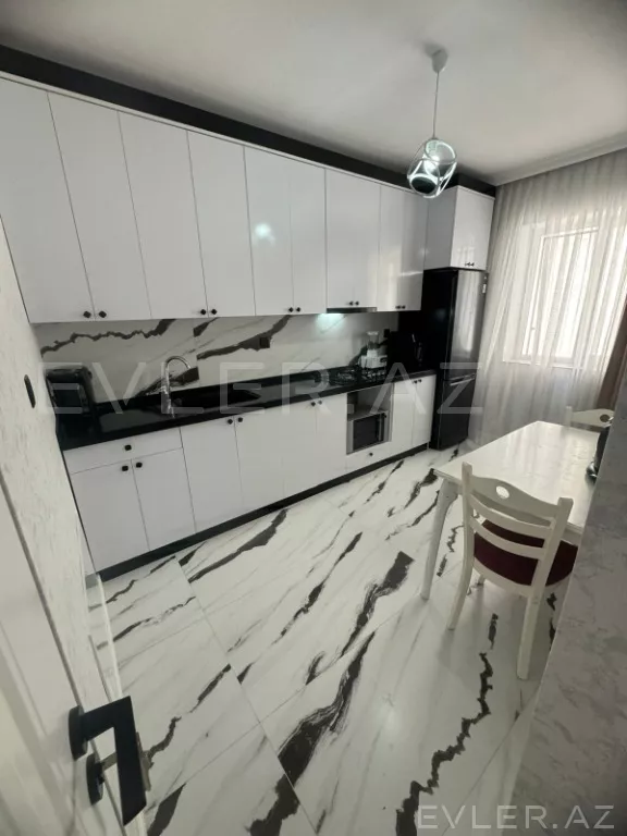 Satılır, həyət evi/villa