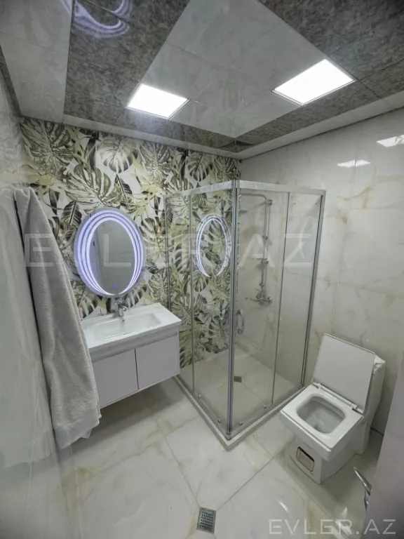 Satılır, həyət evi/villa