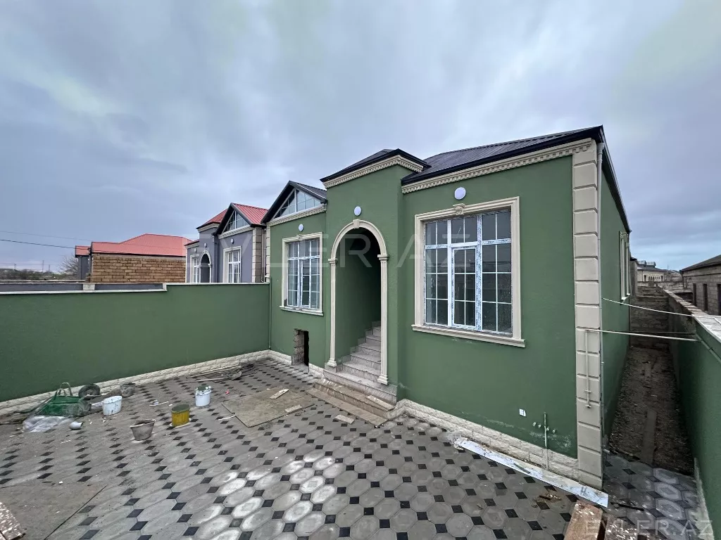 Satılır, həyət evi/villa