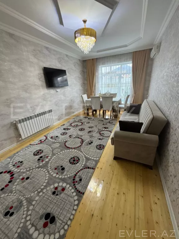 Satılır, həyət evi/villa