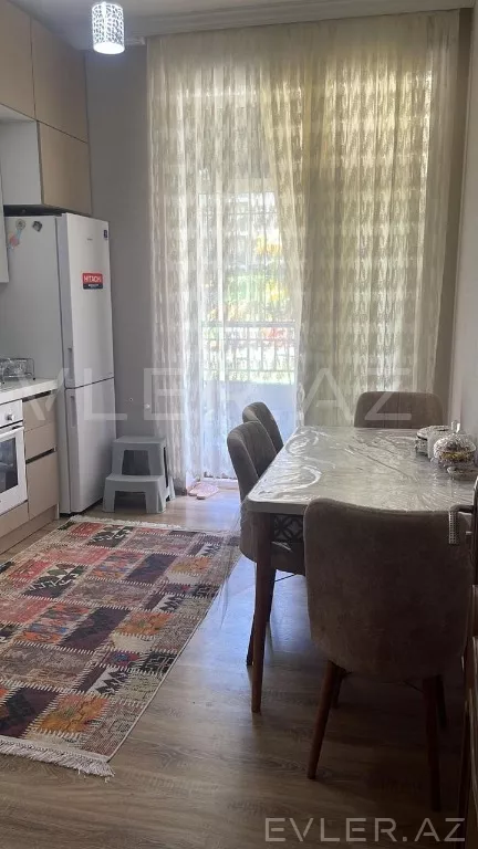 Satılır, yeni tikili