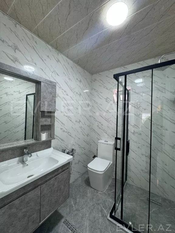 Satılır, həyət evi/villa