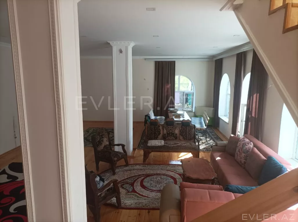 Satılır, həyət evi/villa