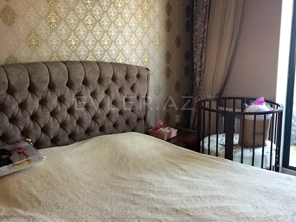 Satılır, yeni tikili