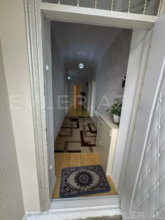 Satılır, həyət evi/villa