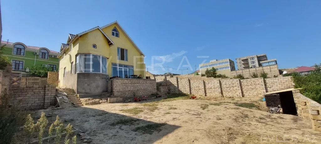Satılır, həyət evi/villa