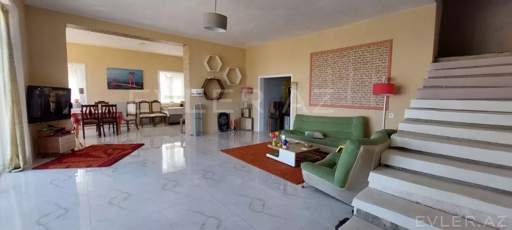 Satılır, həyət evi/villa