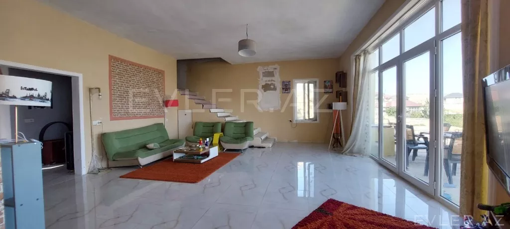 Satılır, həyət evi/villa