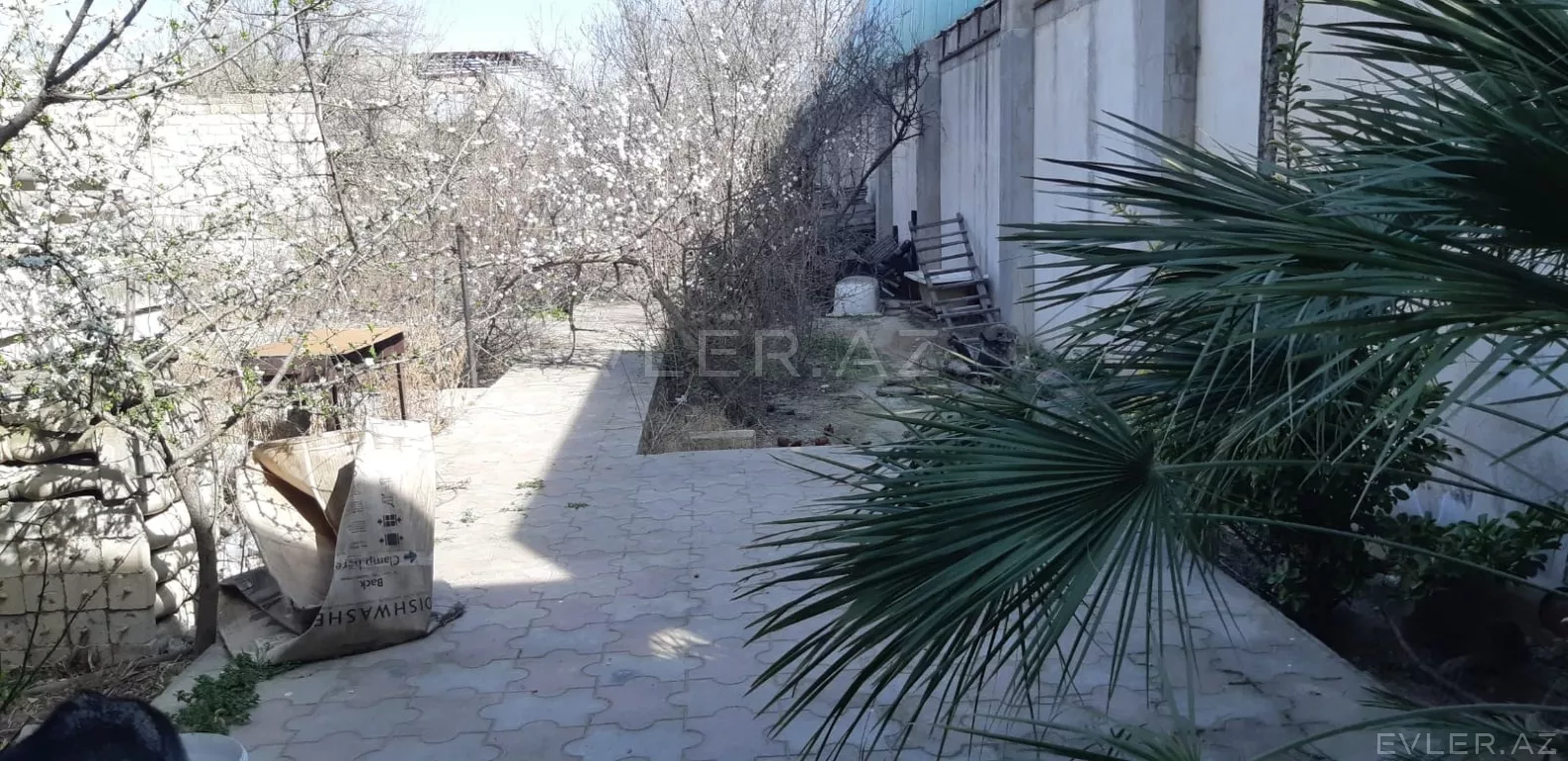Satılır, həyət evi/villa