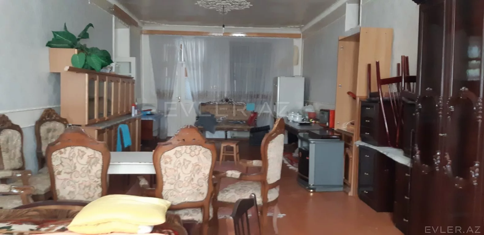 Satılır, həyət evi/villa
