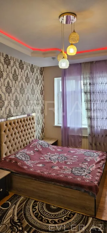 Satılır, həyət evi/villa