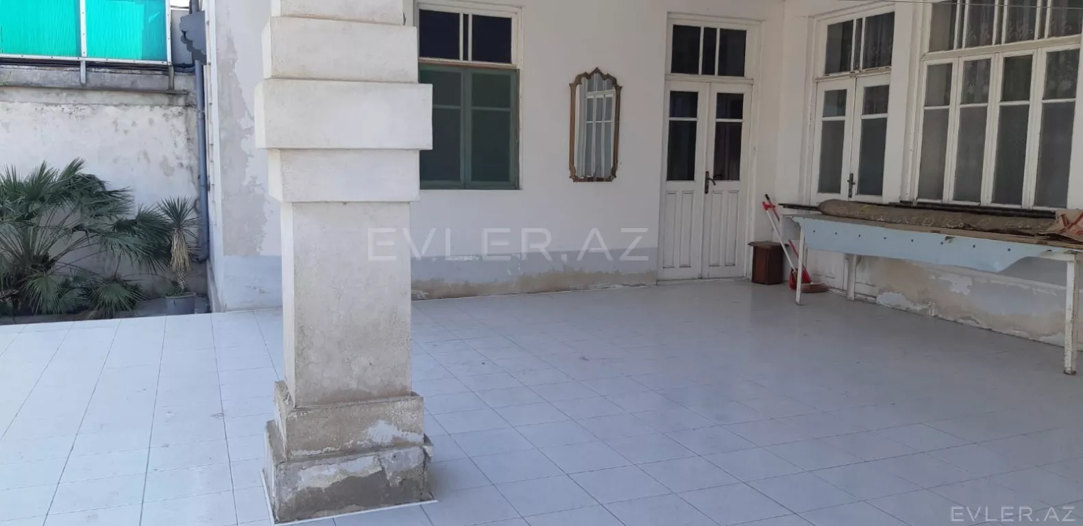 Satılır, həyət evi/villa