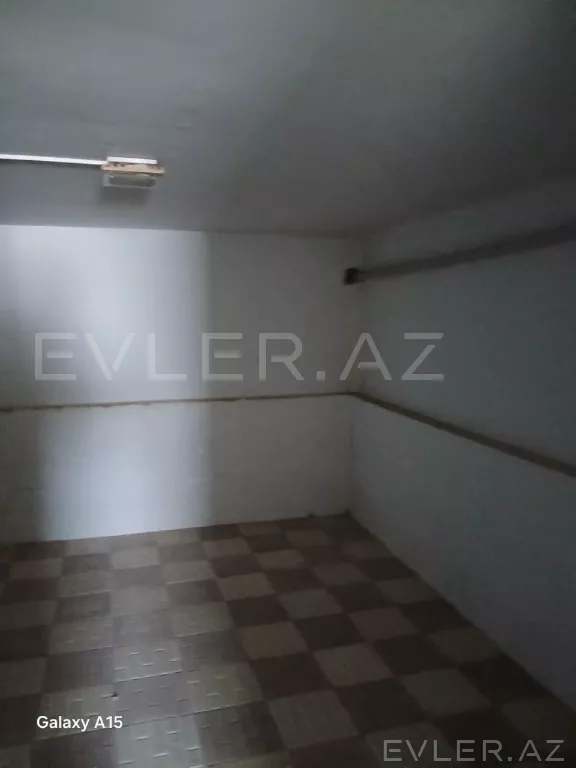 Satılır, həyət evi/villa