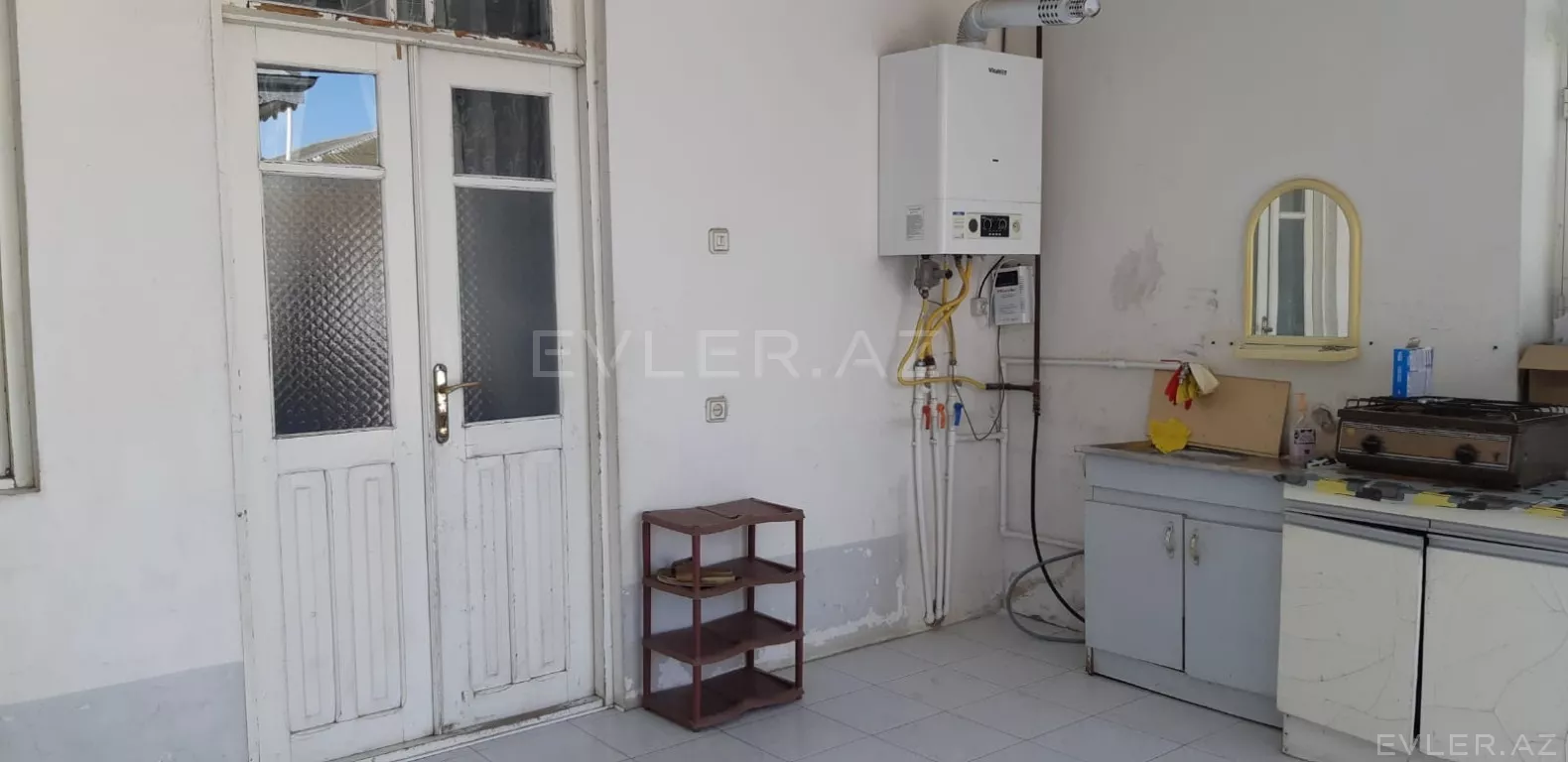 Satılır, həyət evi/villa
