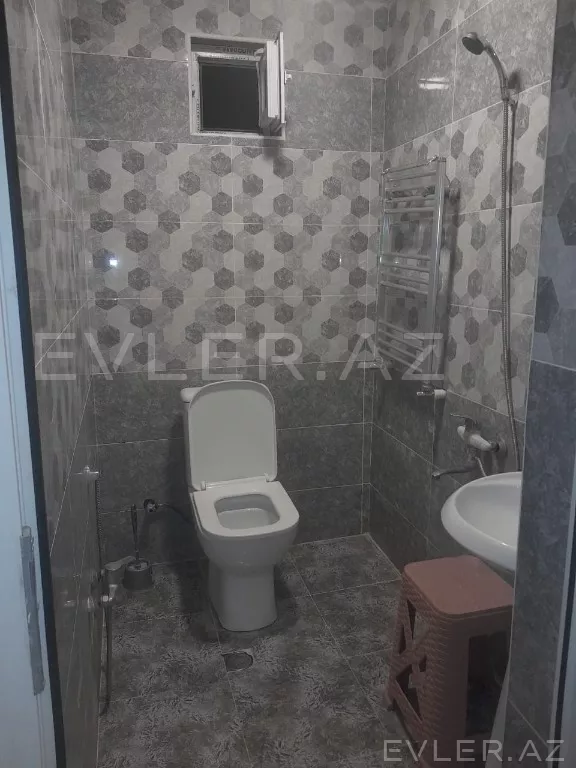 Aylıq, həyət evi/villa