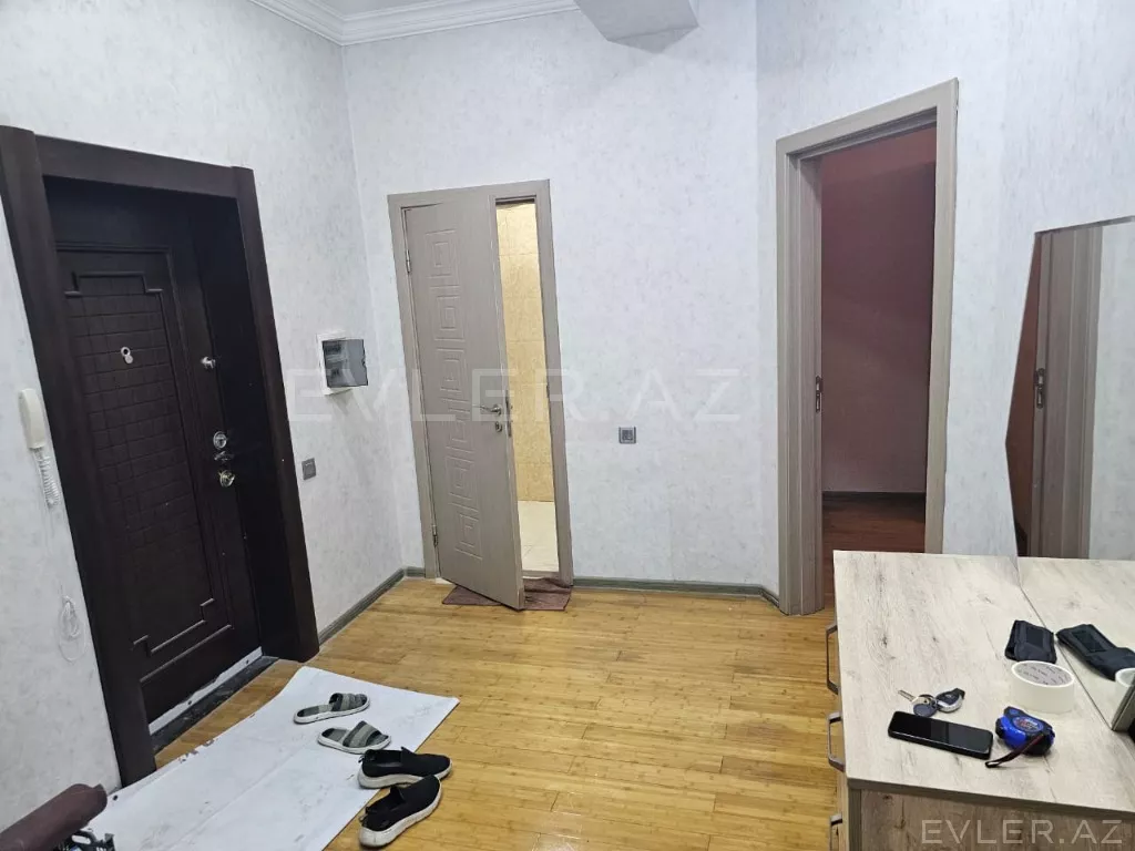 Satılır, yeni tikili
