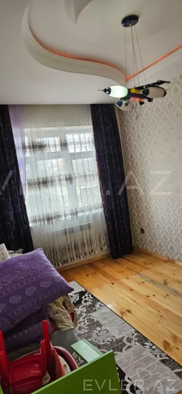 Satılır, həyət evi/villa