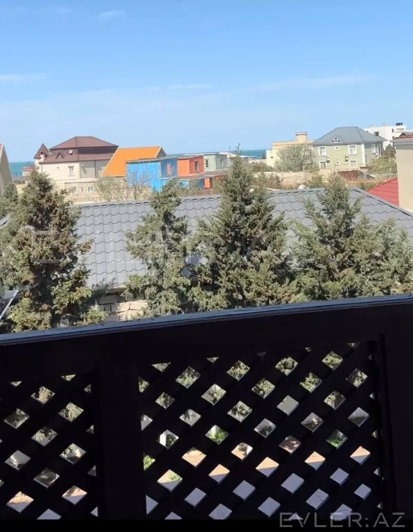 Satılır, bağ evi