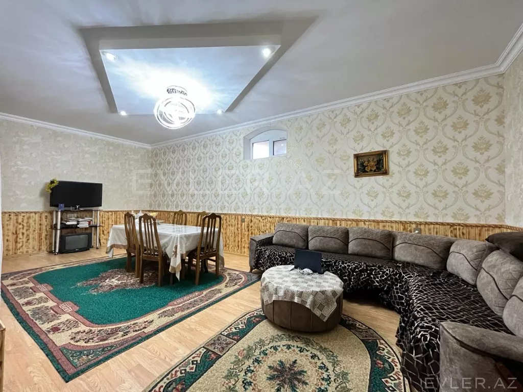 Satılır, həyət evi/villa
