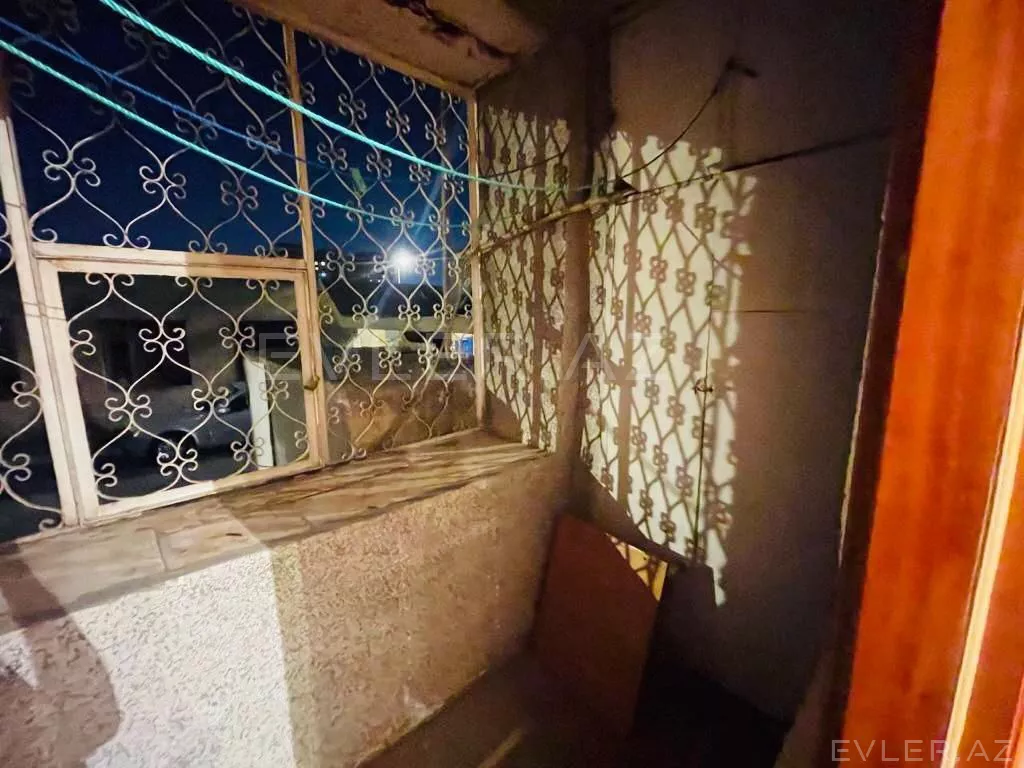 Satılır, köhnə tikili