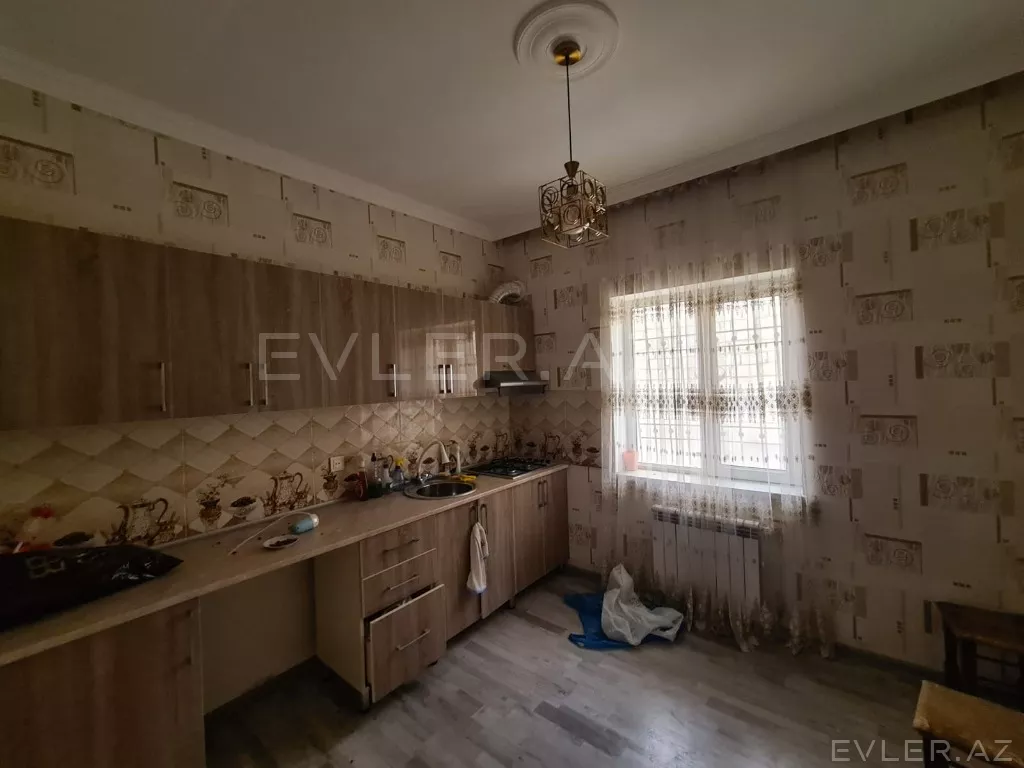 Satılır, həyət evi/villa