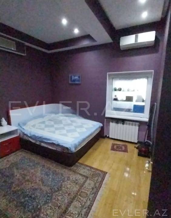 Satılır, köhnə tikili