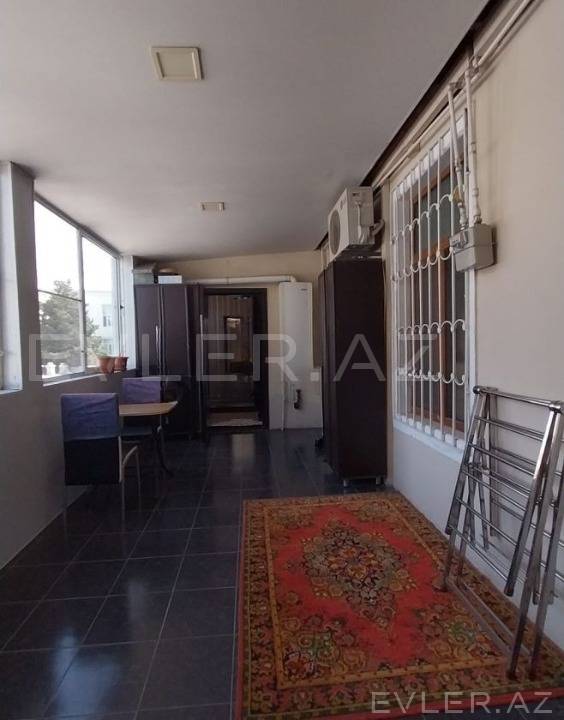 Satılır, köhnə tikili