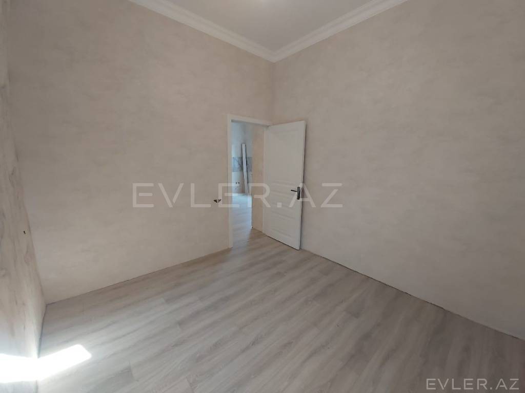 Satılır, həyət evi/villa