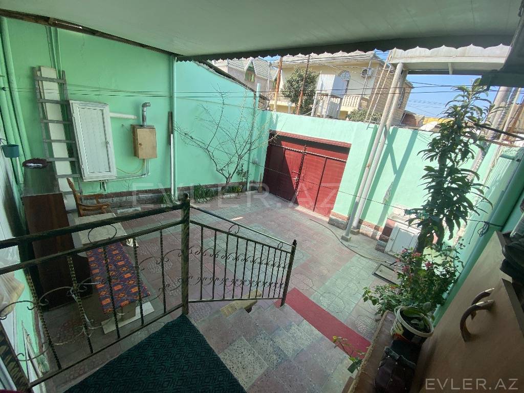 Satılır, həyət evi/villa