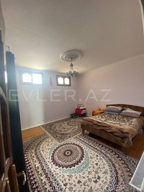Satılır, həyət evi/villa