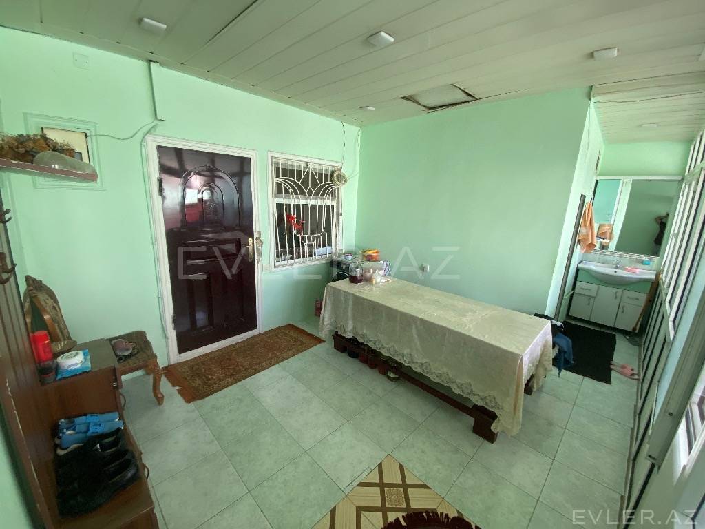 Satılır, həyət evi/villa