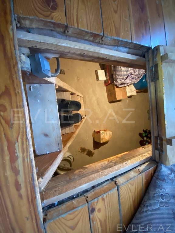 Satılır, həyət evi/villa