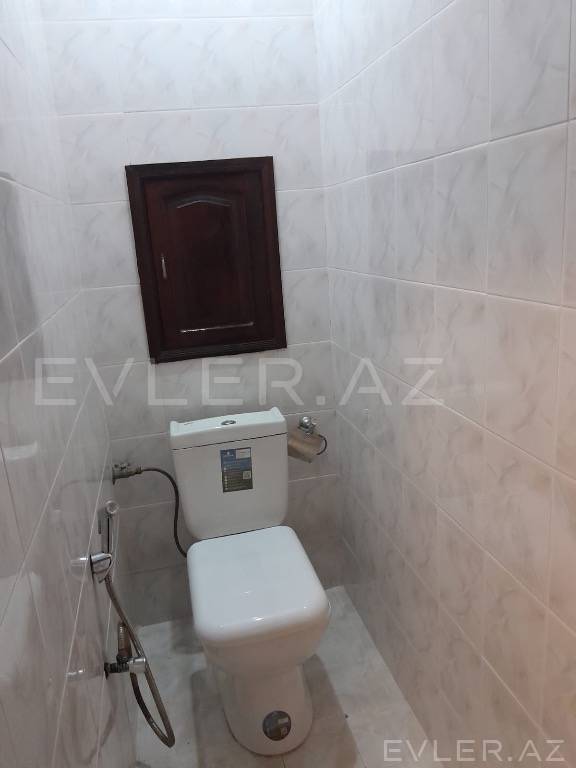 Aylıq, köhnə tikili