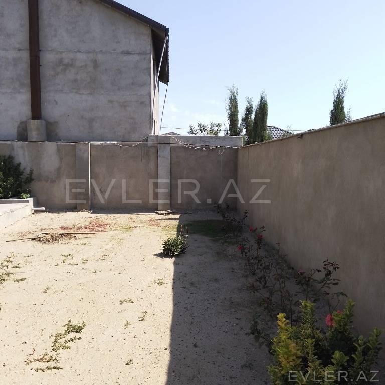 Satılır, bağ evi