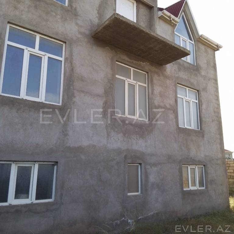 Satılır, bağ evi