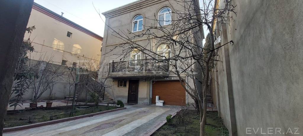 Satılır, həyət evi/villa