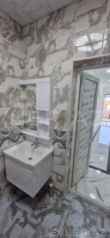 Satılır, həyət evi/villa