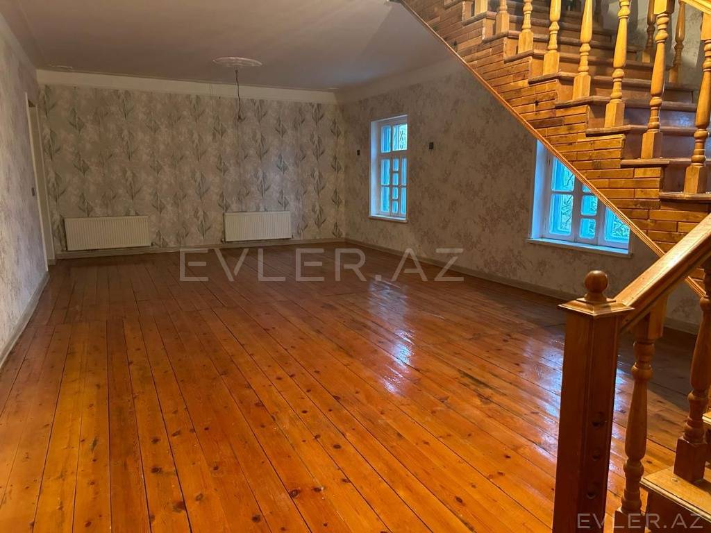 Satılır, həyət evi/villa