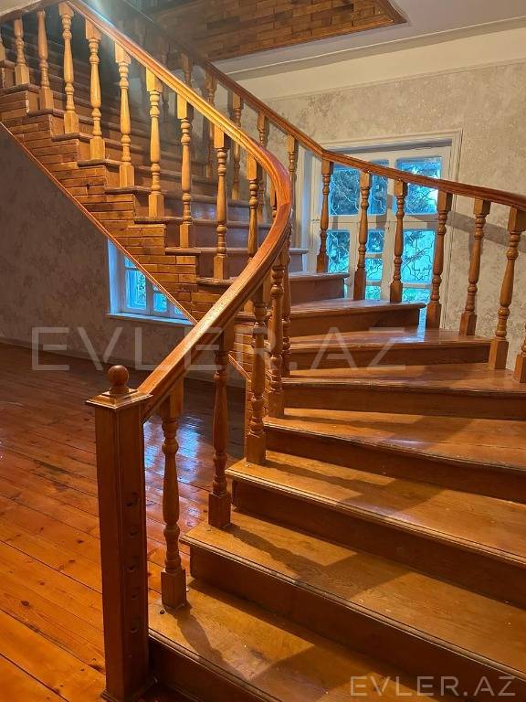 Satılır, həyət evi/villa